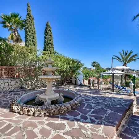 Villa Mary Gump *